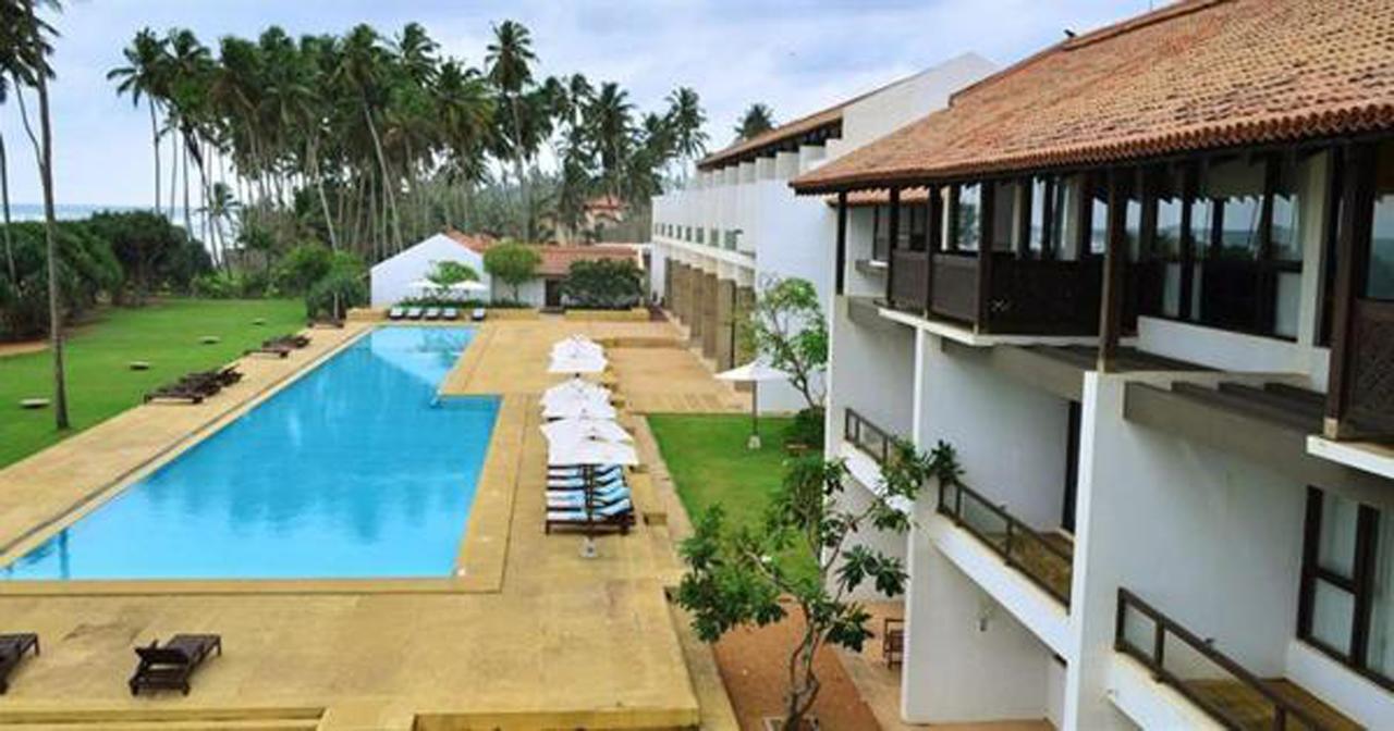 Grand Beach Wadduwa Buitenkant foto